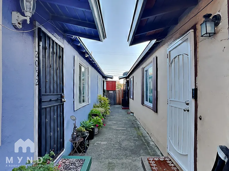 2048 81st Ave — Photo 11