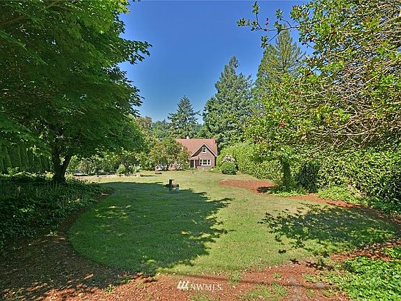 2nd image of 2145 E Phinney Bay Dr