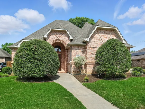 8541 Brandonwood Dr, North Richland Hills, TX 76182