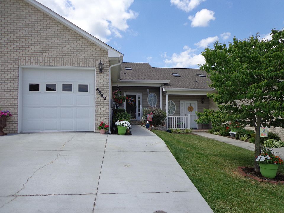 1st image of 6653 Stonelyn Cottage Ct