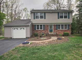 416 Naughright Rd, Long Valley, NJ 07853