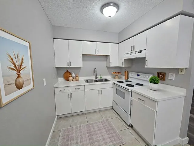 3035 66th Ave N #E1 — Photo 3
