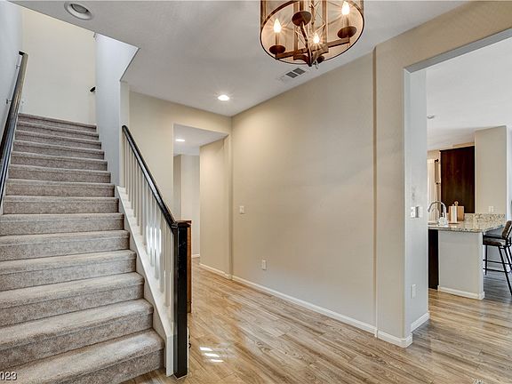 5th image of 6425 Emerson Gardens St