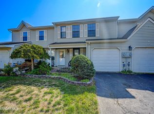 44 Mariners Cv, Freehold, NJ 07728