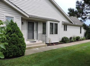 404 Greenvalley Dr, Racine, WI 53406