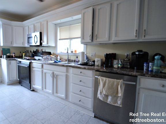 3rd image of 57 Riverdale St
