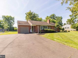 572 Beck Rd, Souderton, PA 18964