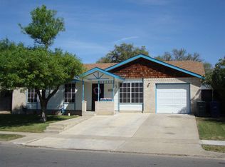 5703 Post Oak Dr, Laredo, TX 78041