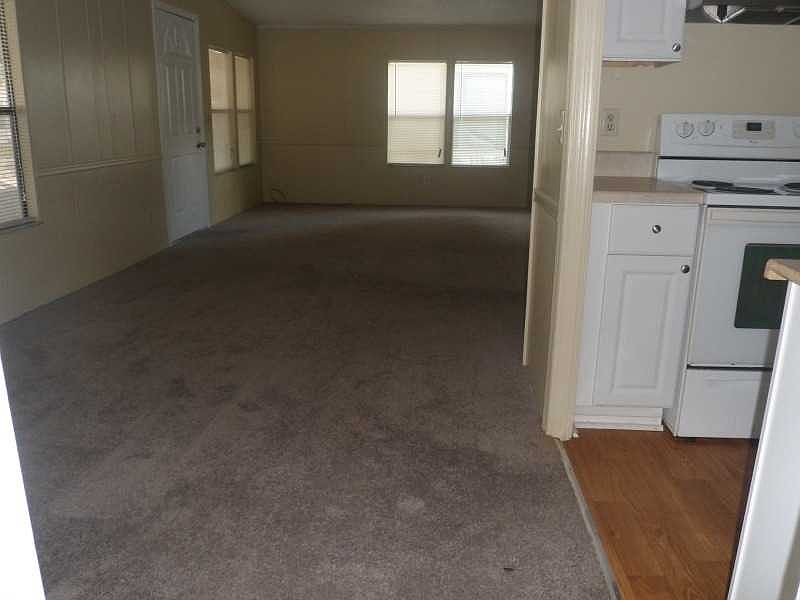1st image of 4015 Canary Palm Cir