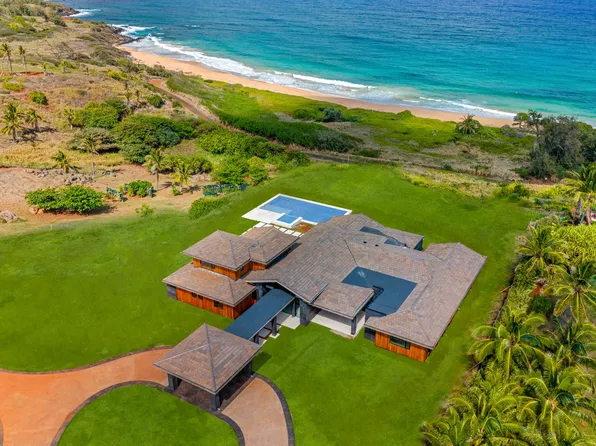 2838 Kapoli St, Kealia, HI 96751