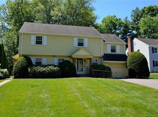 47 Wyndwood Rd, West Hartford, CT 06107