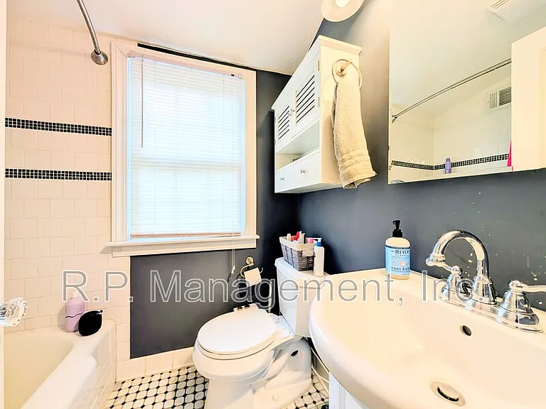 4537 31st Ave S — Photo 15