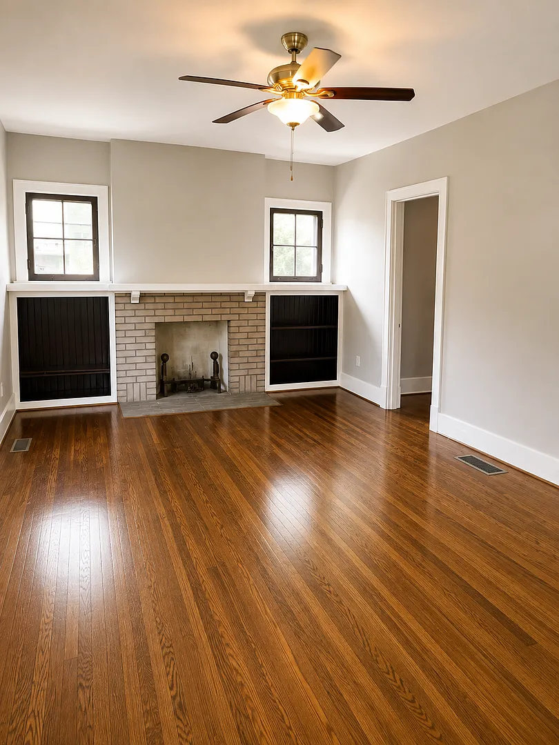 Charming Home Near UofL & Bardstown Road — Photo 3