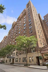 470 Jackson Avenue in North New York