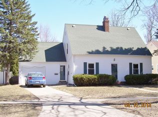 618 12th Ave, Brookings, SD 57006