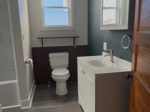 37 Hibbard St APT 1, Amsterdam, NY 12010