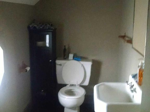 Upper bathroom located in the master