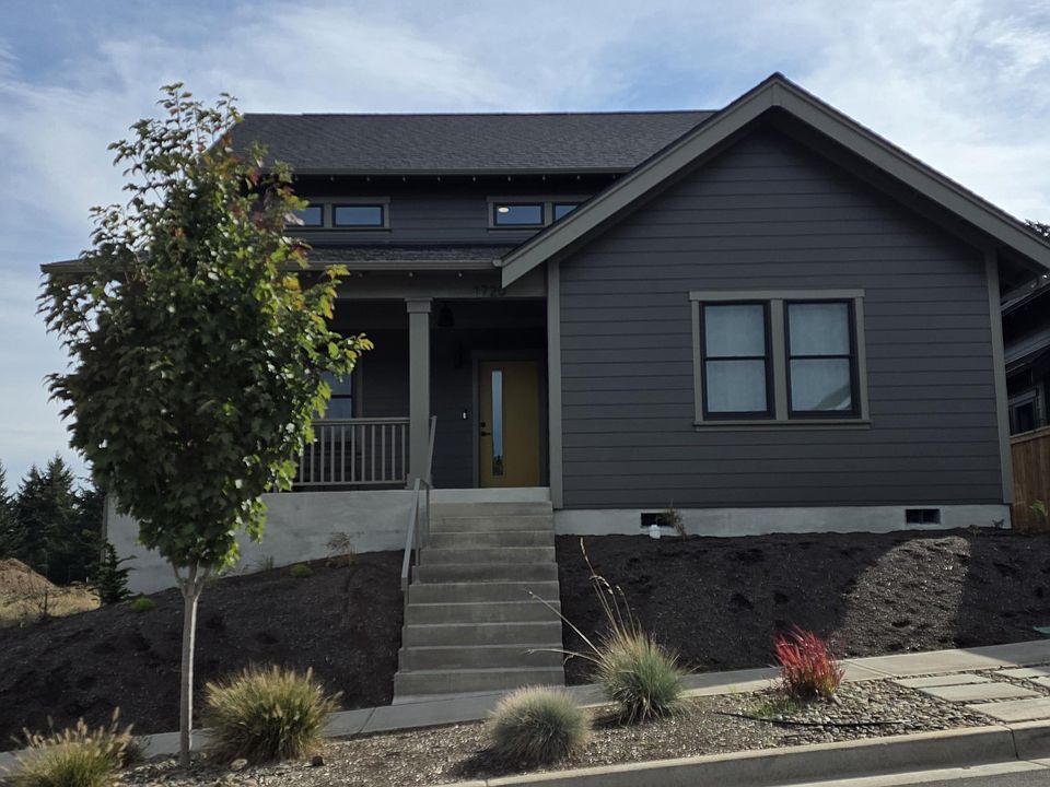 1st image of 1720 Strong Rd SE