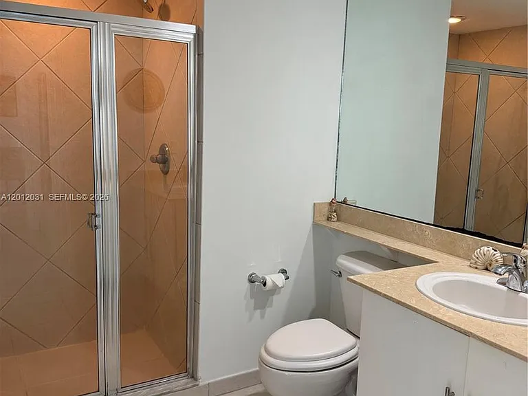 335 Biscayne Blvd #2900 — Photo 18