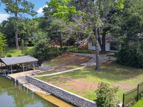 4202 Indian Creek Ct, Granbury, TX 76049