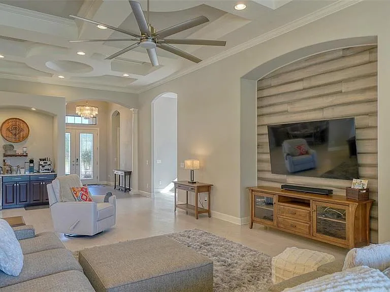4714 Cabreo Ct — Photo 9