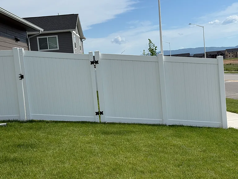 502 Pheasant Ln — Photo 3