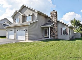 1813 Garfield Ave, Aurora, IL 60506