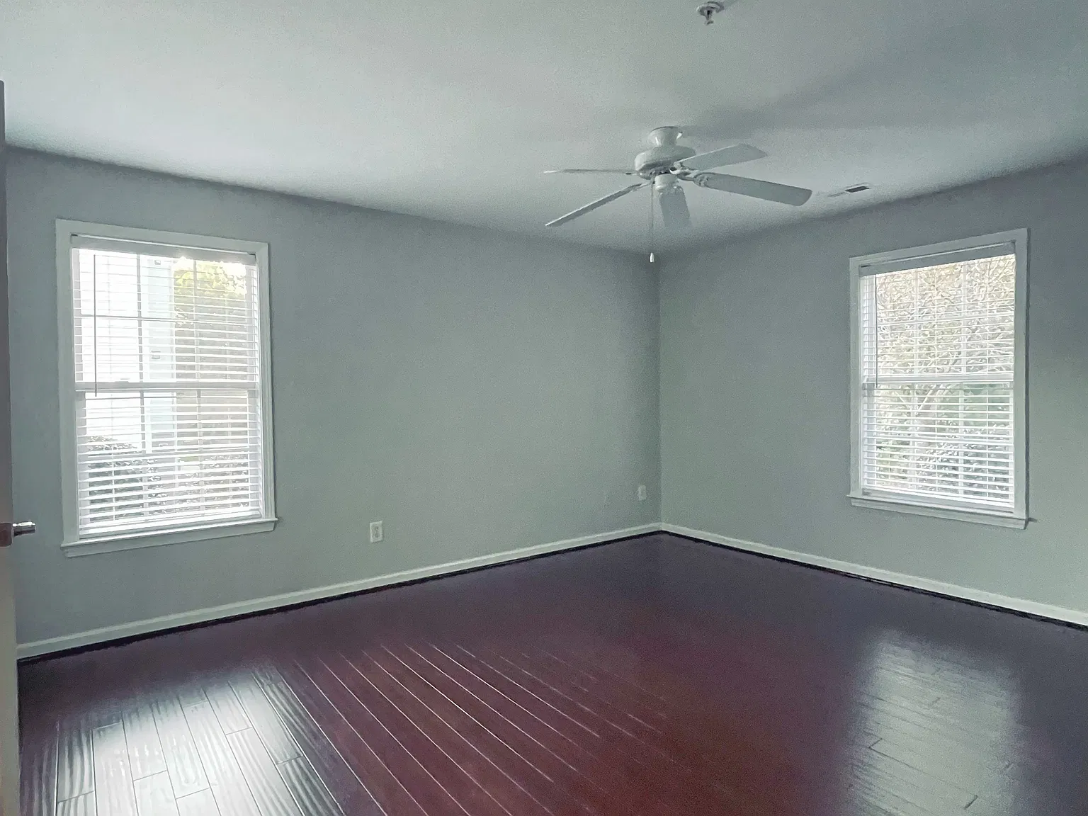 2 bed, 1110 sqft, $1,600 — Photo 3