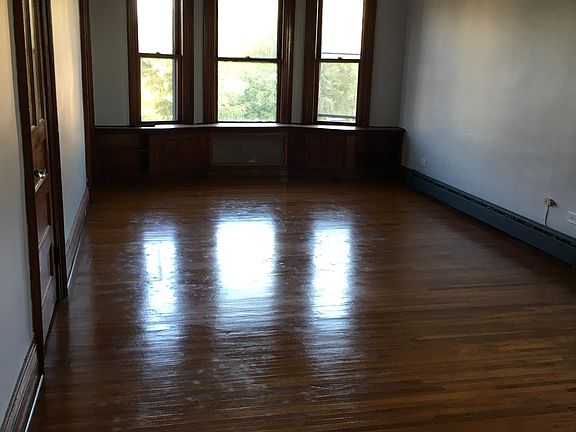5th image of 422 Busti Ave #3