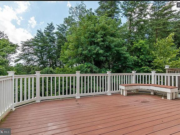 deck off of 2nd floor sunroom