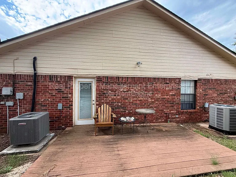 4101 Heritage Place Dr — Photo 27