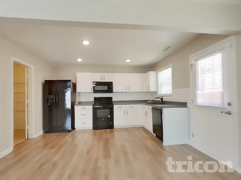1117 Swearngan Ridge Ct — Photo 5
