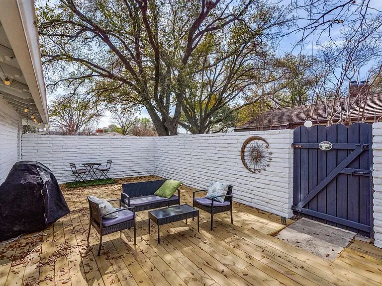 15642 Overmead Cir — Photo 21