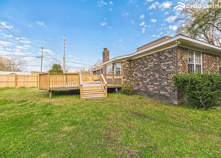1710 Folly Rd — Photo 3