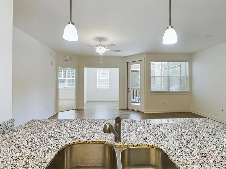 308 Mohegan Ave #7203 — Photo 7