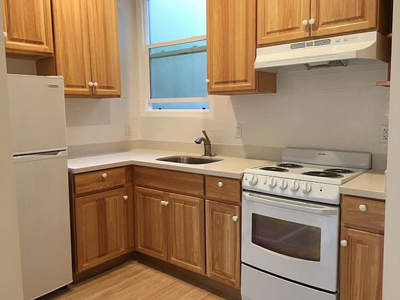 4th image of 171 Langton St #5