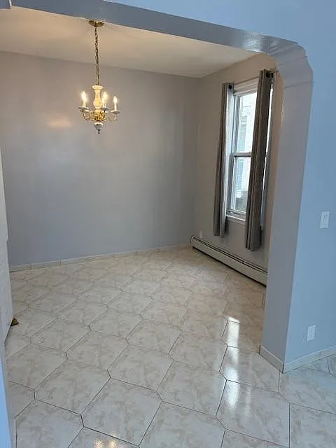3 bed, 1200 sqft, $3,100 — Photo 4