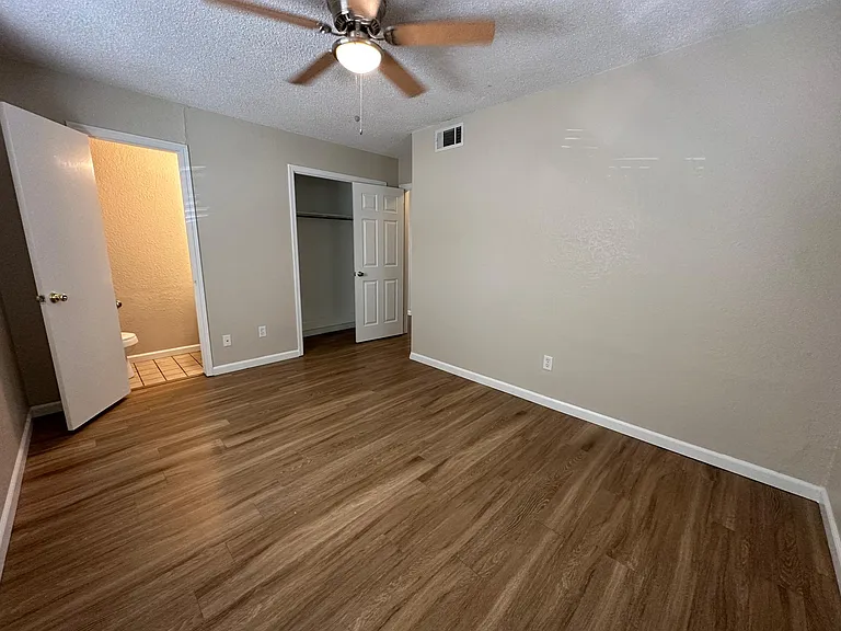 1008 N Nail Pkwy — Photo 16