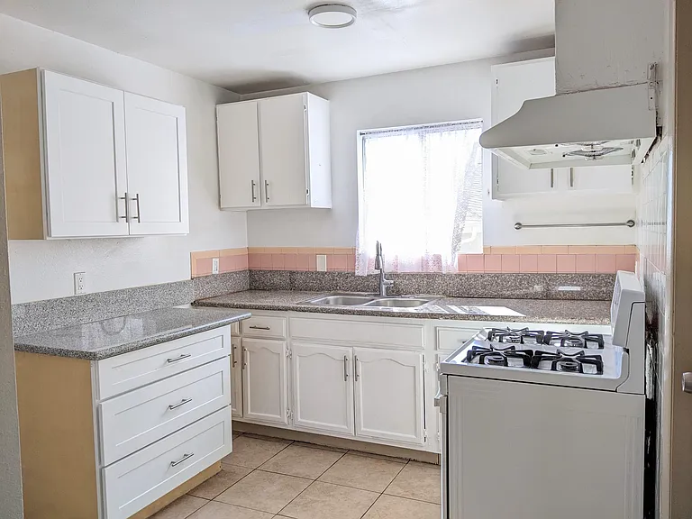 133 E Avenue 32 #2 — Photo 10