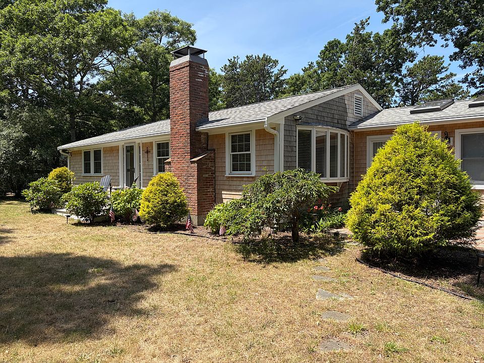 1st image of 375 Meetinghouse Road