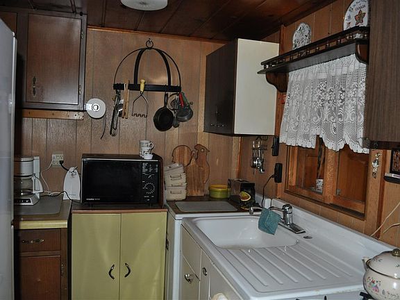 5th image of 1841 Poplar Dr NE