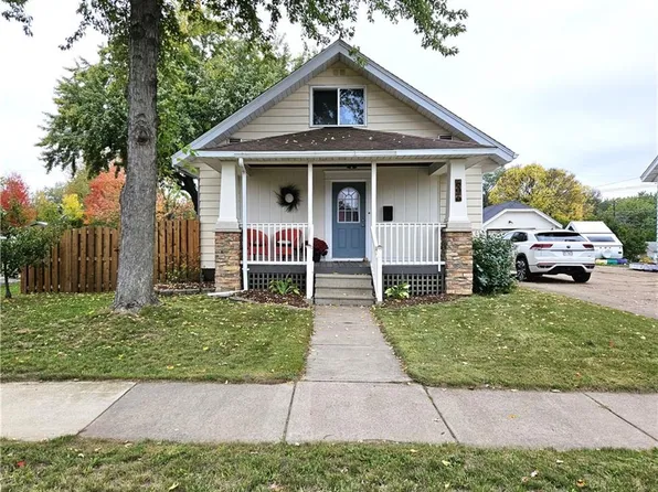 606 South Main Street, Chippewa Falls, WI 54729
