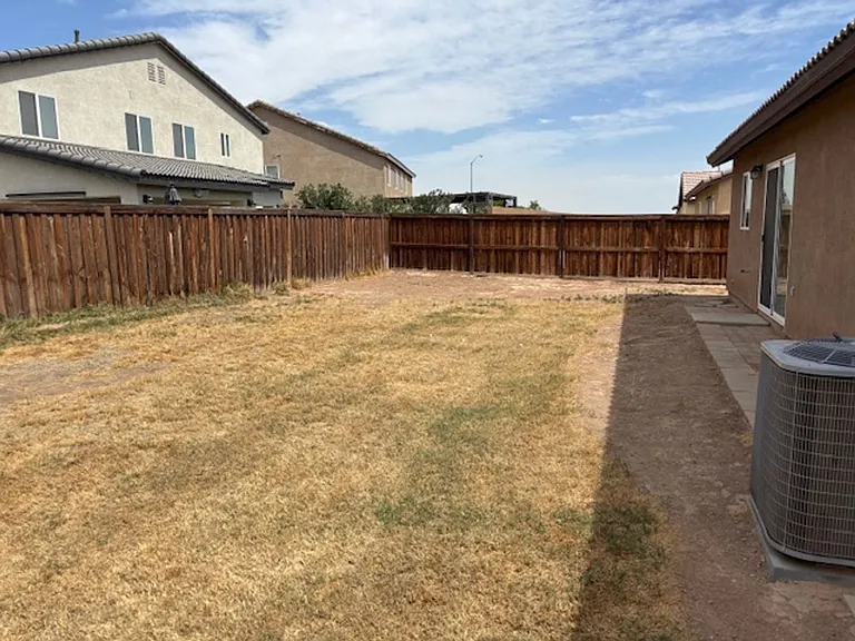 1073 Spud Moreno St — Photo 12