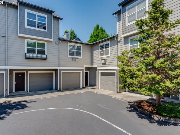 710 SE Fairwinds Loop, Vancouver, WA 98661
