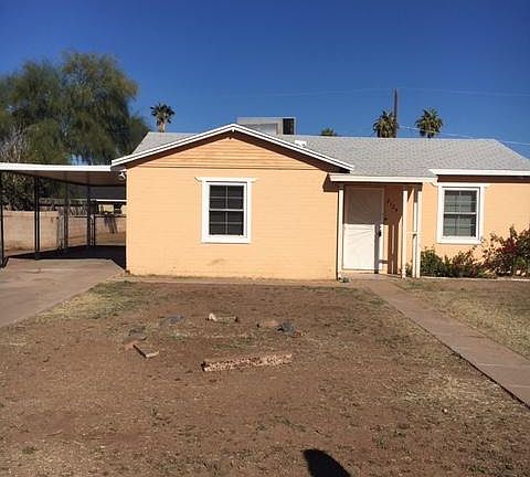 3rd image of 2124 E Parkway Dr