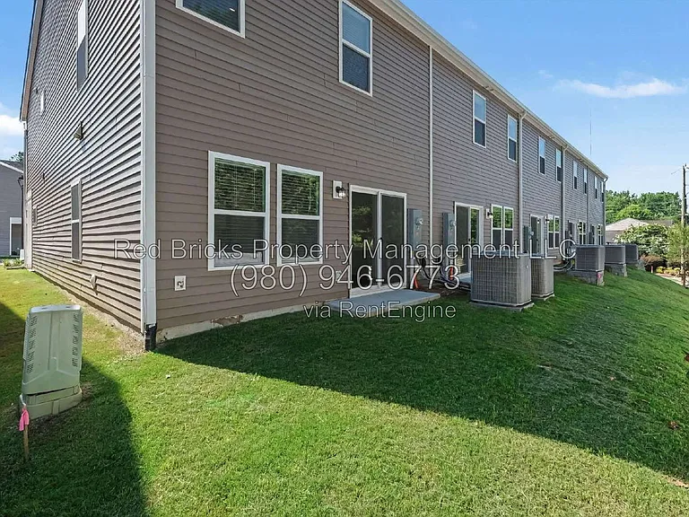 3125 Ophelia Aly — Photo 27
