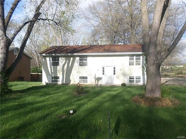 1st image of 1060 Meadowbrook Dr