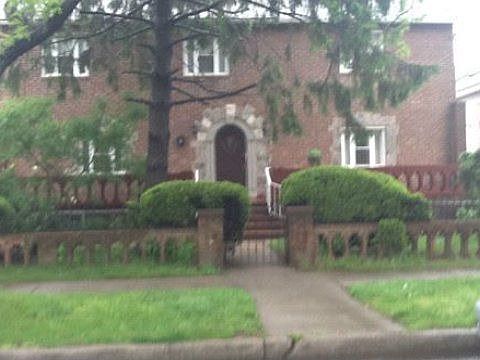 1st image of 9243 172nd St