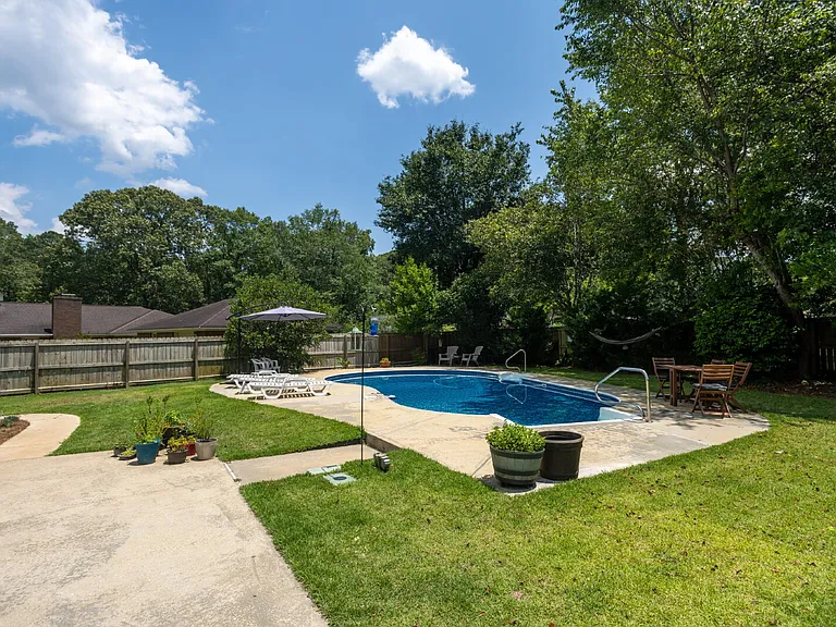 2704 Powhatan Dr — Photo 16