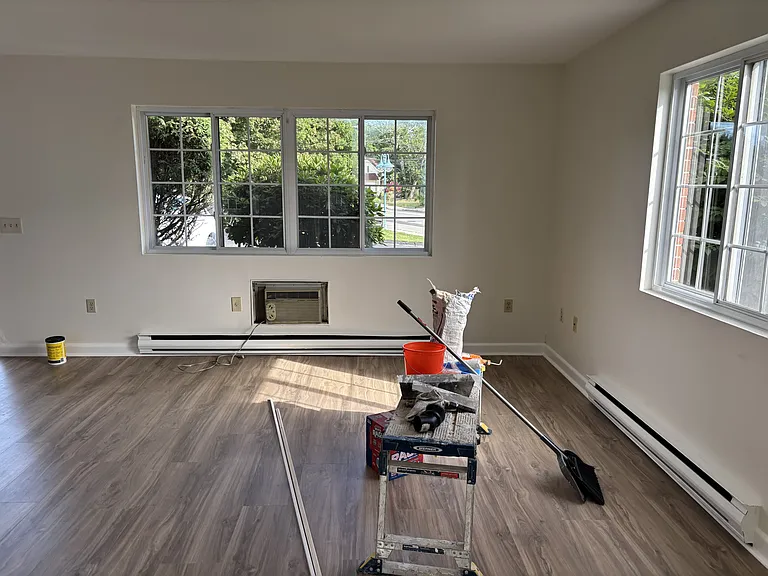 617 W Shore Rd — Photo 5